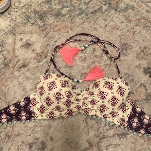 Victoria’s Secret bikini top